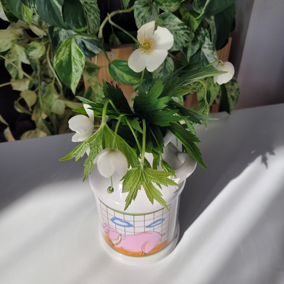 Vintage Milk Carafe with Pig Design - Picture 4 of 4